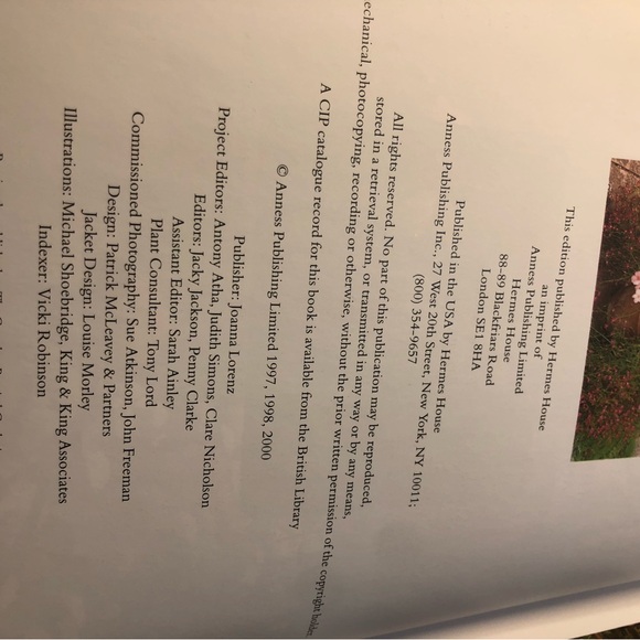 The Ultimate Book of Practical Gardening by McHoy, Berry, Bradley Thick 512 pgs - Picture 8 of 12